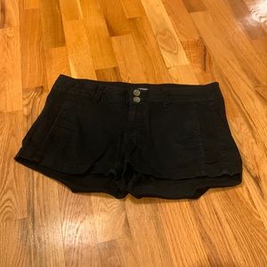 EXPRESS shorts 98% cotton 2% spandex size 6
